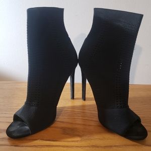 Cape Robbin Black Peep Toe Booties. Size 11